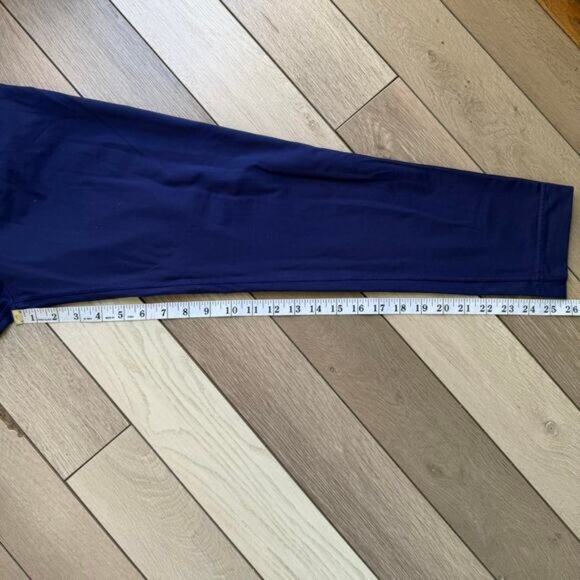 Lululemon navy blue joggers - Picture 8 of 8
